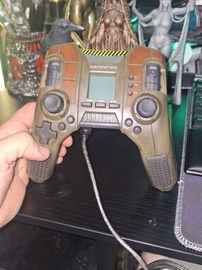 Radica Gamester FPS Master Wired Game Controller